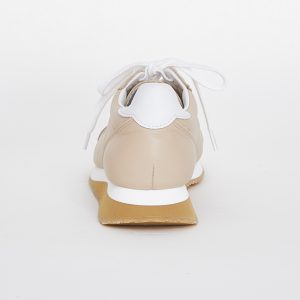 Gabby ベージュ うしろ 画像