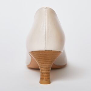 Adele キッドライトグレージュ うしろ画像